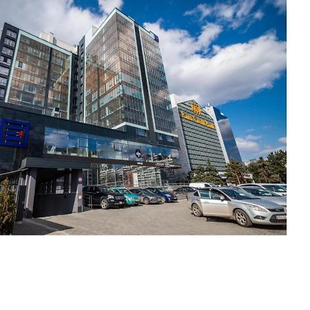 Glass New Apartments Ultracentral Kiszyniów Zewnętrze zdjęcie