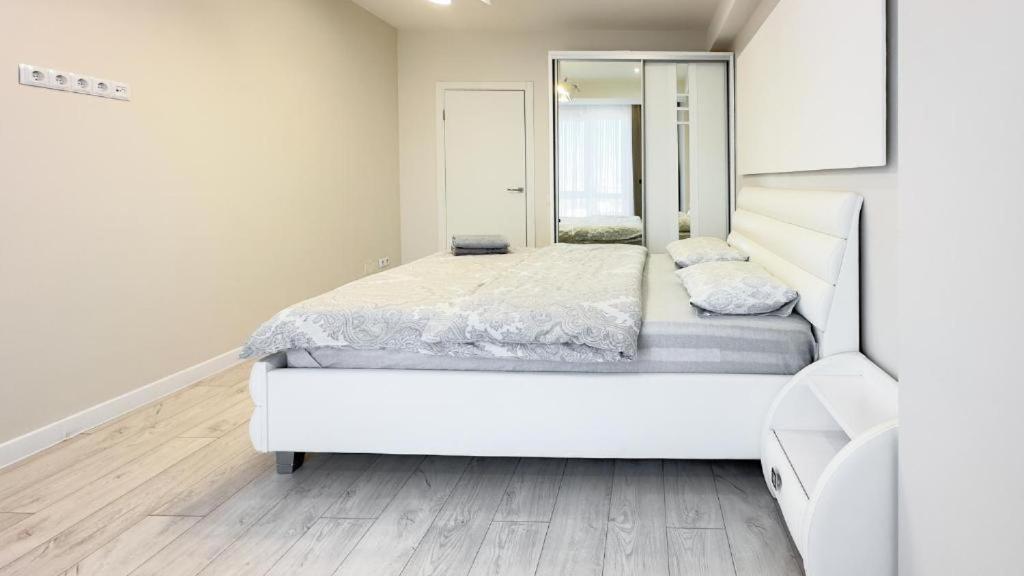 Glass New Apartments Ultracentral Kiszyniów Zewnętrze zdjęcie